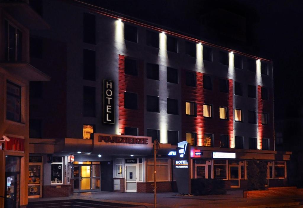 Hotel Pojezierze Neustettin Exterior foto